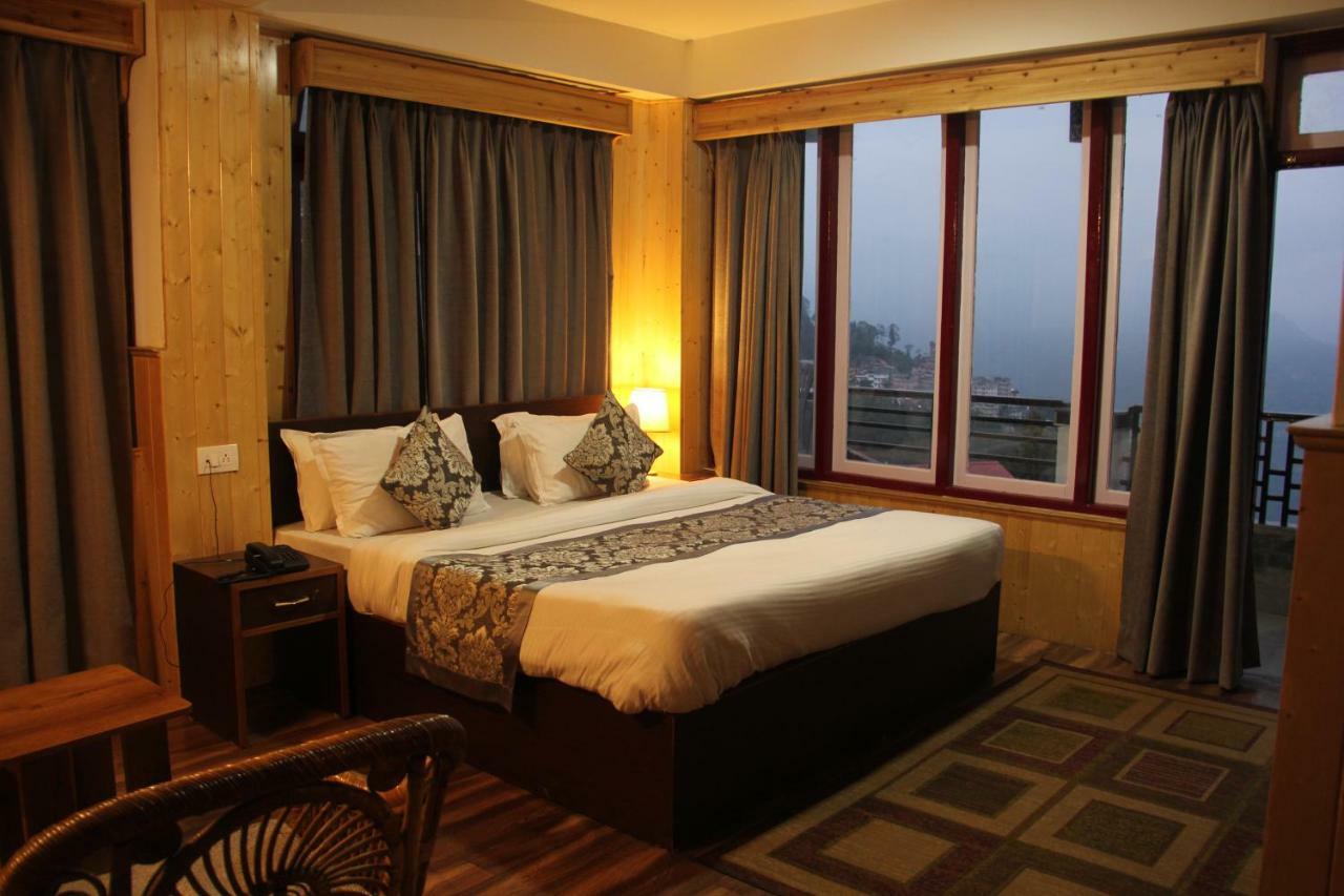 Bluben Alpine Hotel Pelling Eksteriør billede